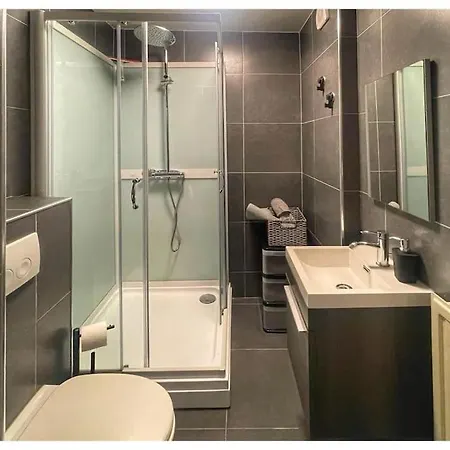 Entourage Christinastraat Ostende